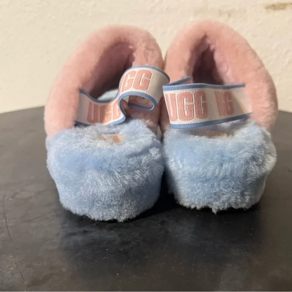 UGG Fluff Yeah Slide Pride Stripes Fur Slippers Women’s Size 7 Comfy Rubber Sole - Picture 3 of 10